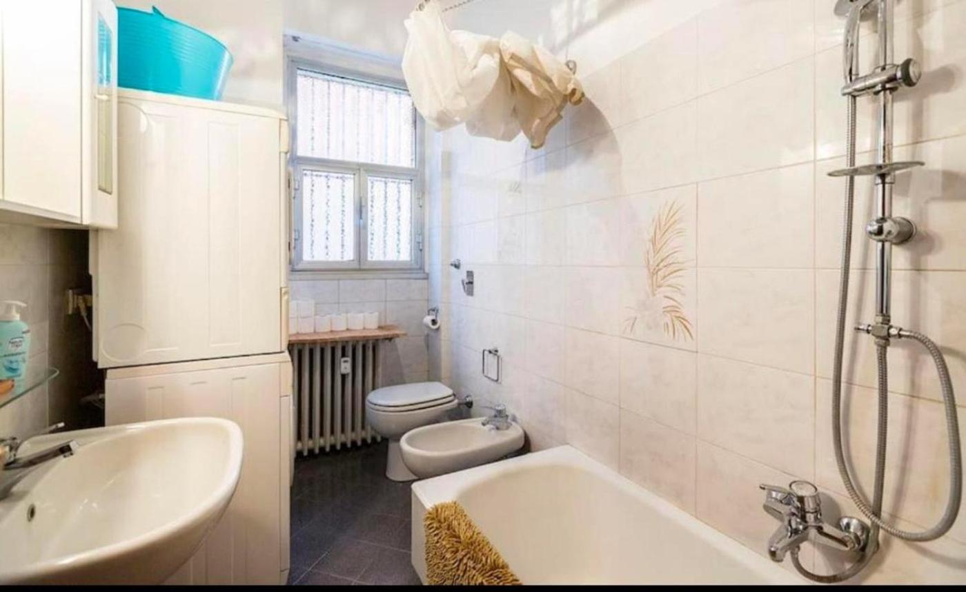 Entire Home/Apt In Milan Near Fairs And Navigli Esterno foto